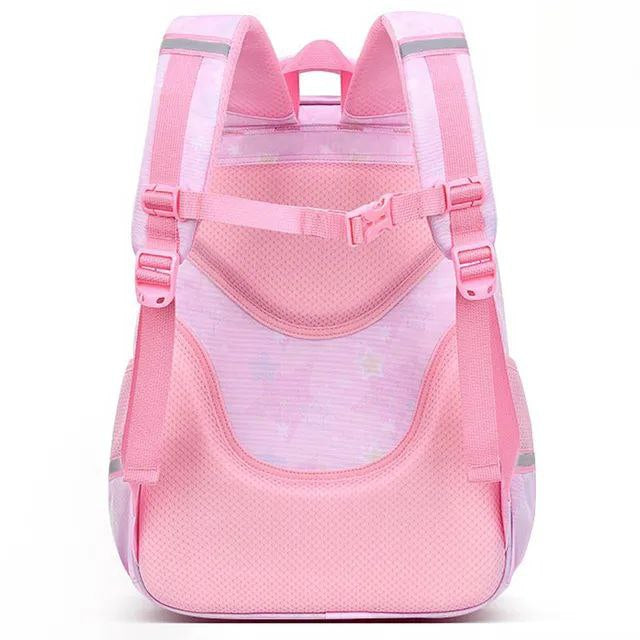 Détail du design du cartable scolaire enfant