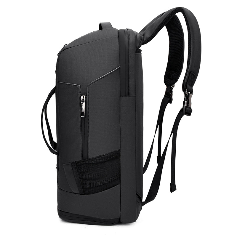 Contenu type d'un sac à dos de voyage : laptop, tablette, écouteurs, accessoires