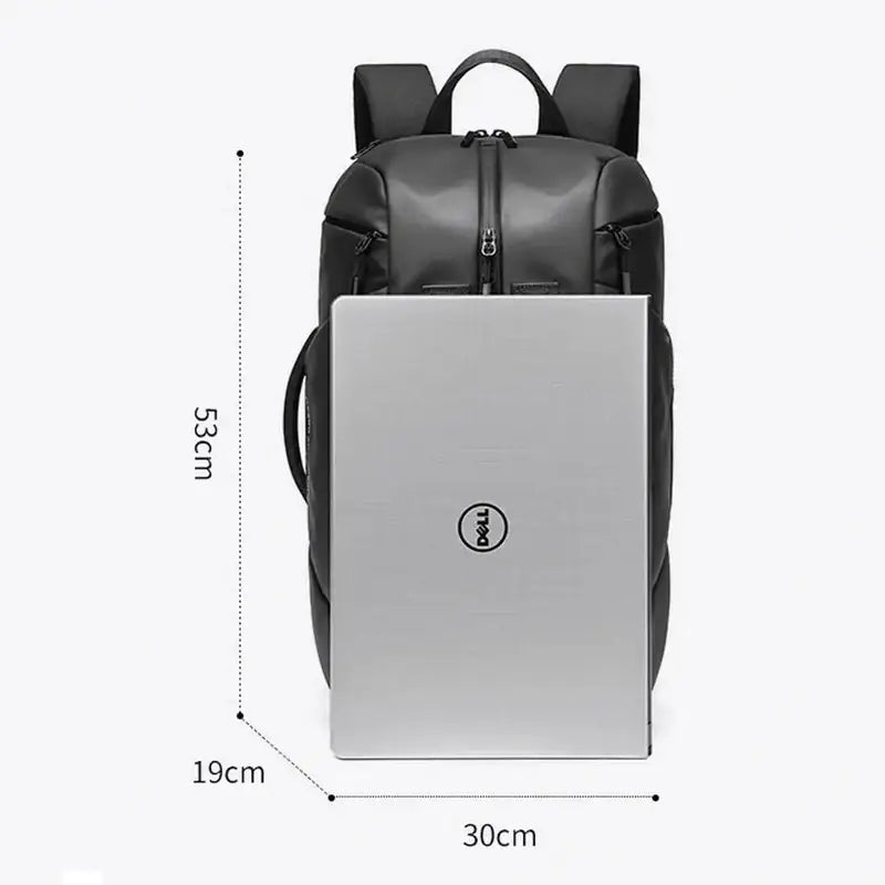 Vue de face du sac à dos business noir avec poche laptop 15.6 pouces