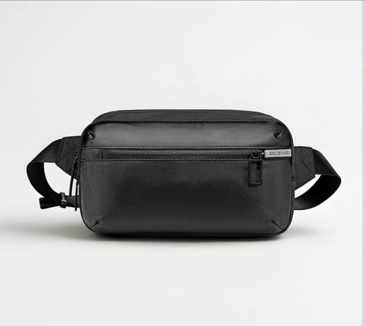 Sac bandoulière homme noir léger et compact en polyester imperméable