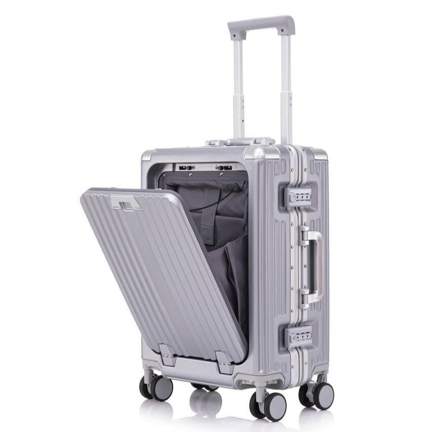 Valise cabine aluminium avec port USB pour recharger le téléphone en voyage