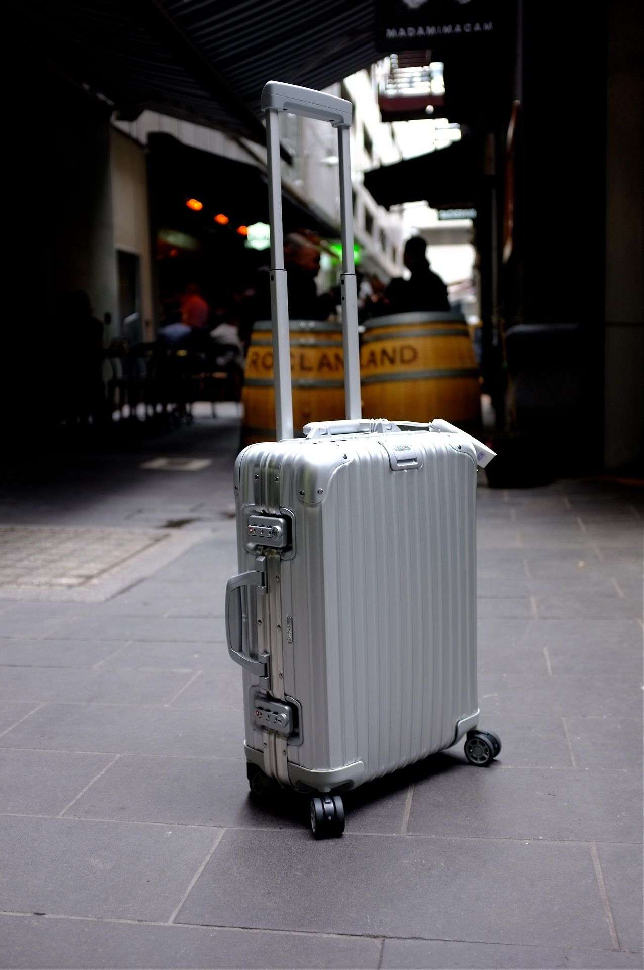 Valise cabine rigide compatible Ryanair – bagage à main accepté pour avion – livraison gratuite Maroc